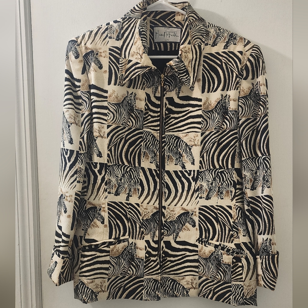 Mary McFadden Zebra Print Women's‎ Jacket, Size Medium.